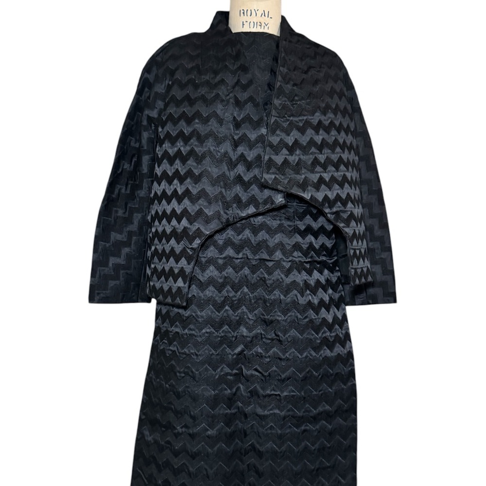 Vintage Black Zigzag Pattern Women's dress jacket set 50’s
